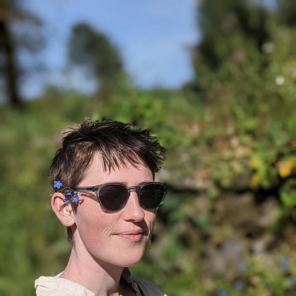 Meet your Posher, Emma - Picture 1 of 1